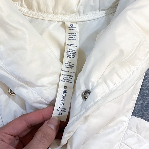 new Lululemon Fluff Off puffer pullover (rare) - Picture 2 of 10